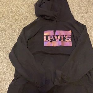 Levi Hoodie